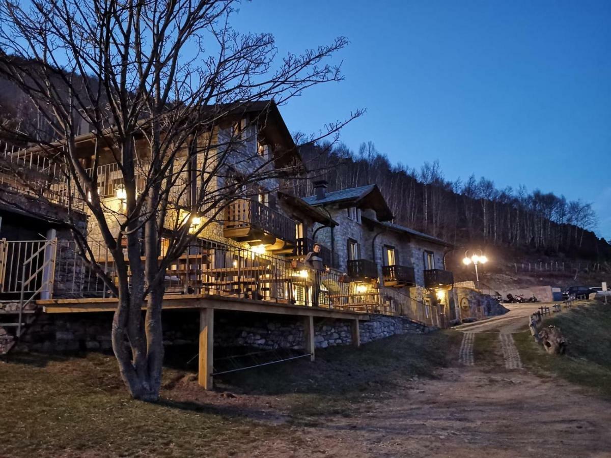 阿瑞图瑞斯默贾科米诺酒店 杰拉拉廖 外观 照片